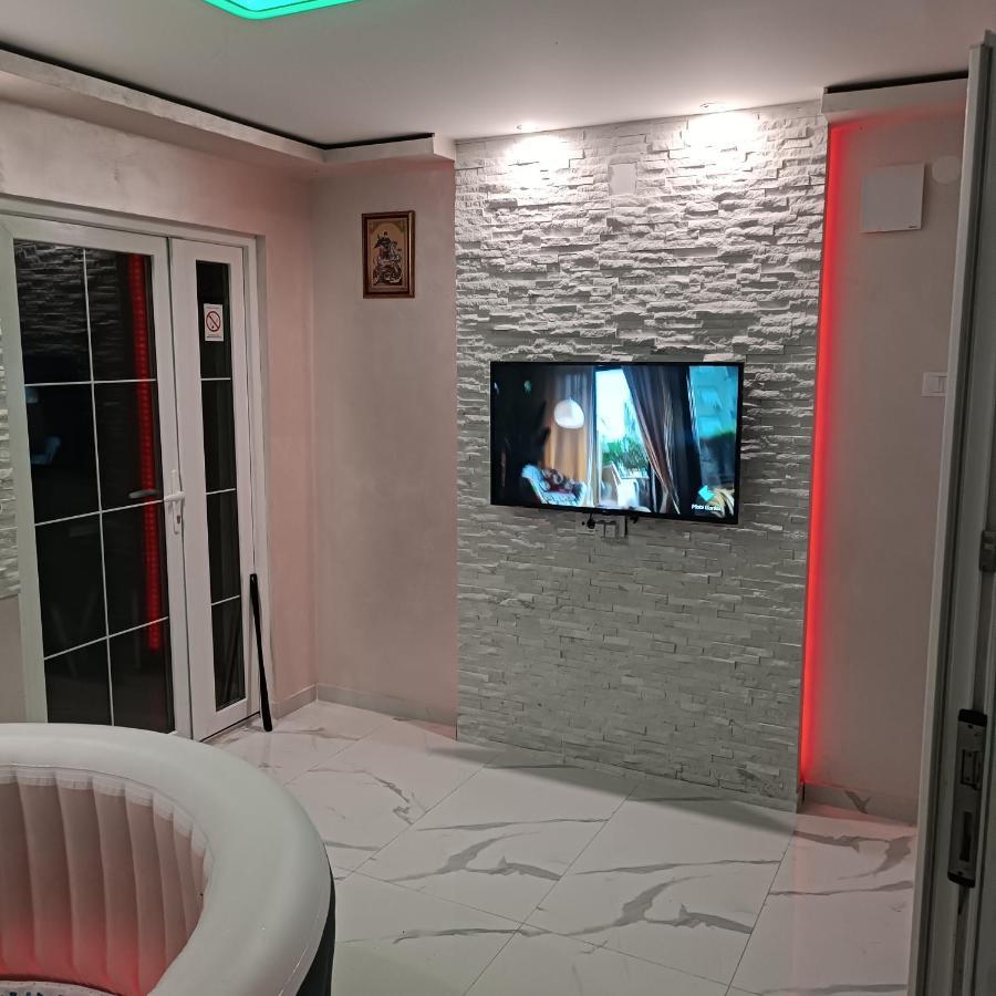 Rb Apartment 1 Palić エクステリア 写真